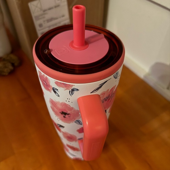 Brumate limited edition era 40oz water bottle - Picture 2 of 2